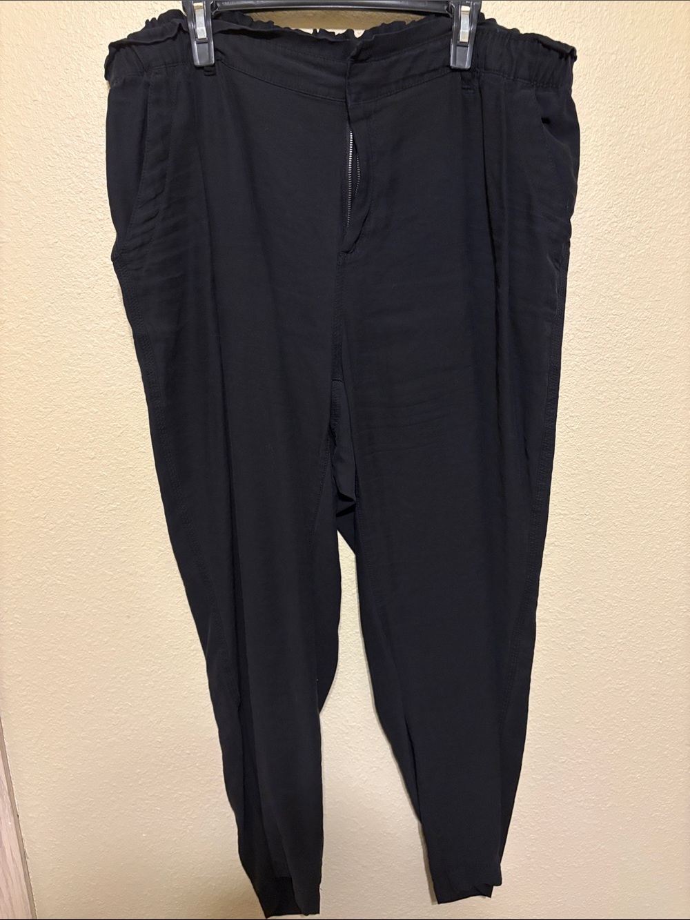 Old Navy women’s elastic pants